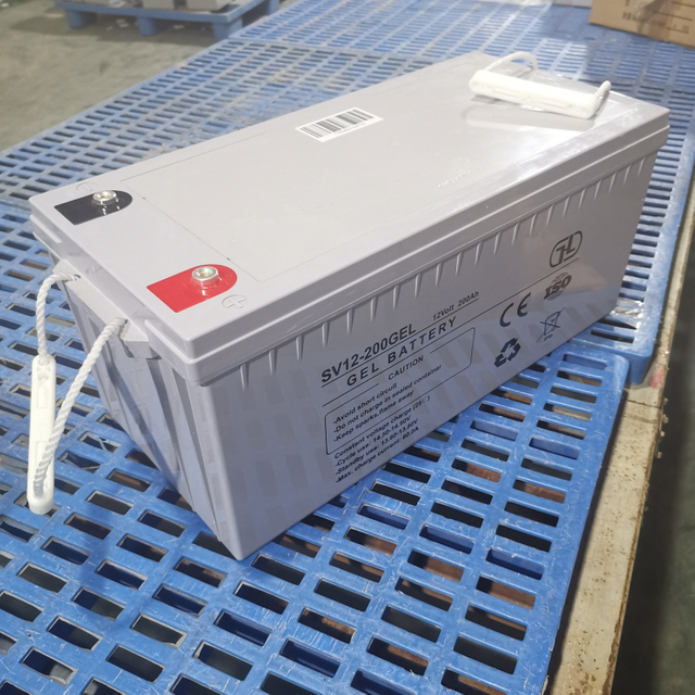 Fabricante Venta directa a la batería de ciclo profundo de gel profundo de 12V200A de servicio pesado para almacenamiento de energía renovable