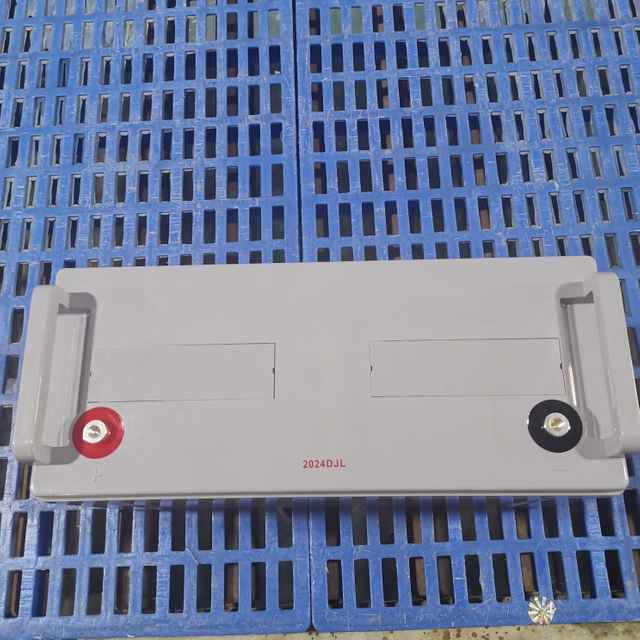 12V 120Ah sube la batería de ciclo profundo del almacenamiento de batería solar de la mejor venta del precio de la batería