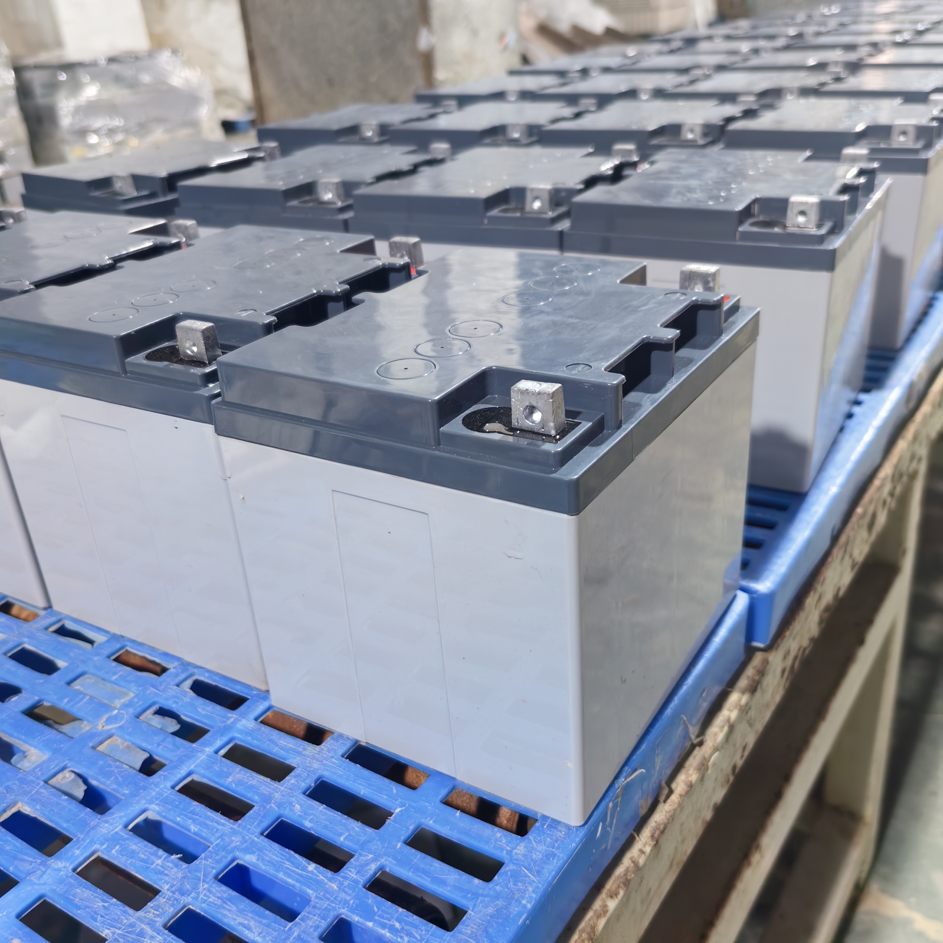 batería de plomo de ciclo profundo de 12v 40ah para UPS y sistema de energía de almacenamiento