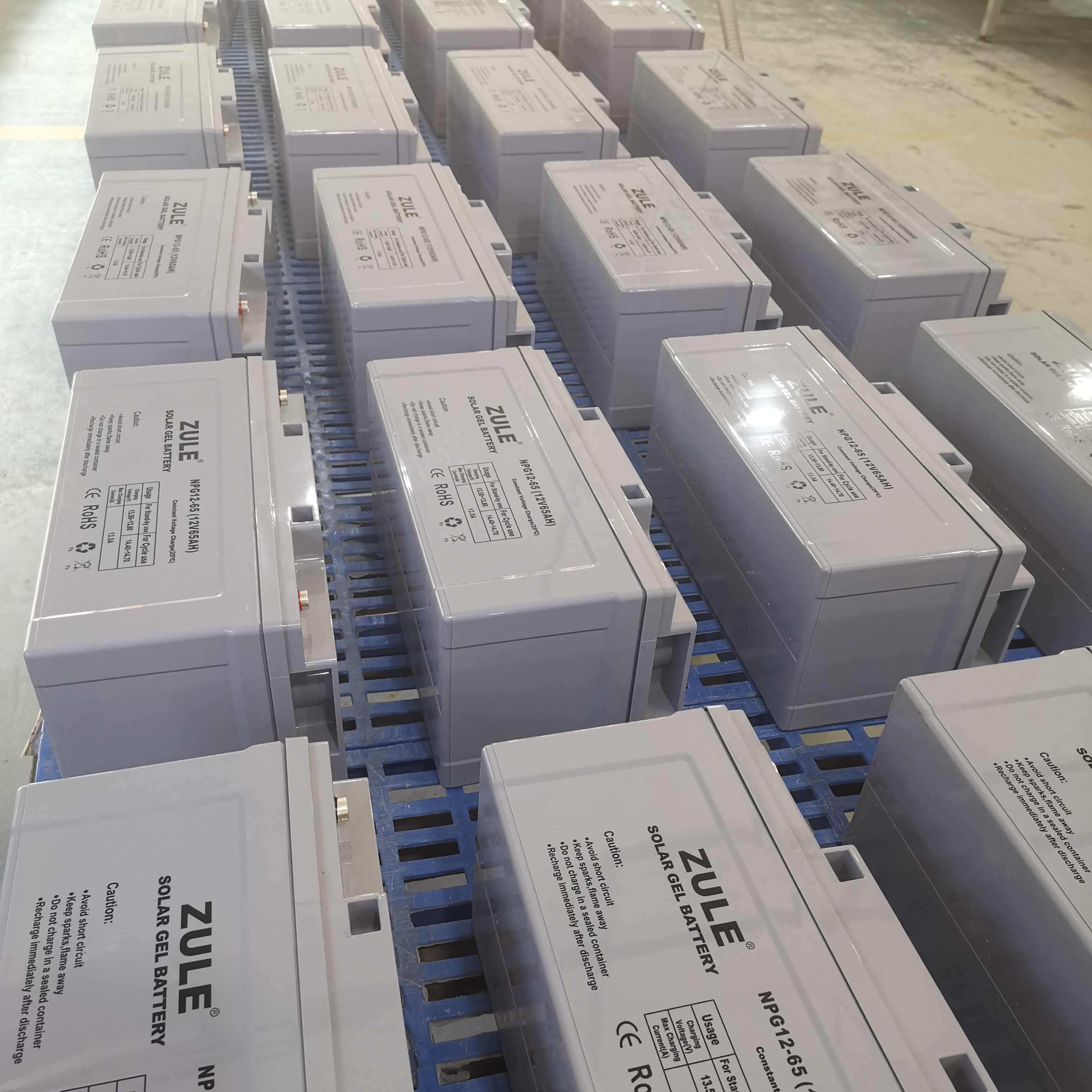 12V 65AH Batería de gel de ciclo profundo para sistemas solares de energía solar Mantenimiento de energía para el hogar