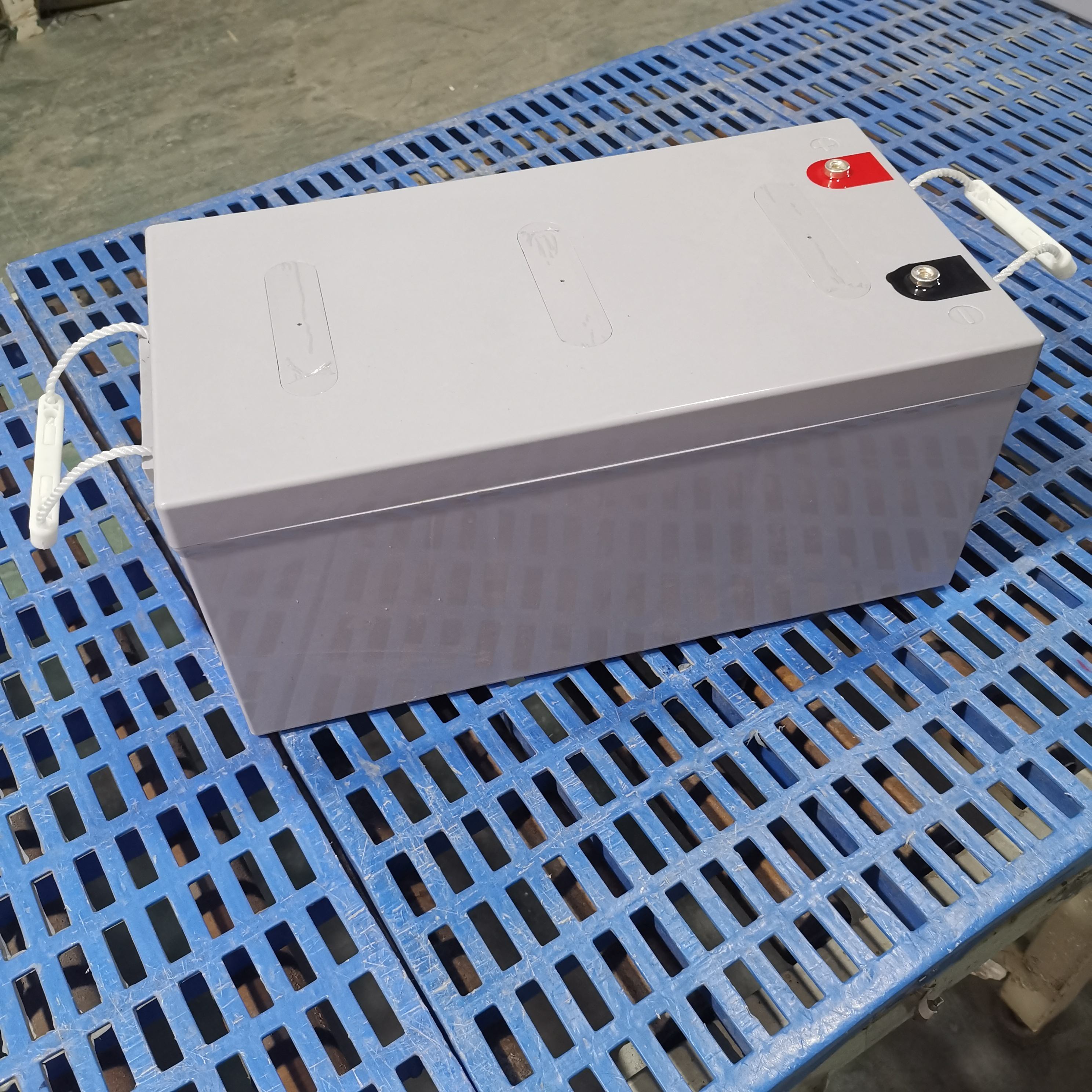 Batería de almacenamiento de energía de ciclo profundo solar seguro y estable 12V250AH Long Life Factory Ventas directas y Servicios OEM