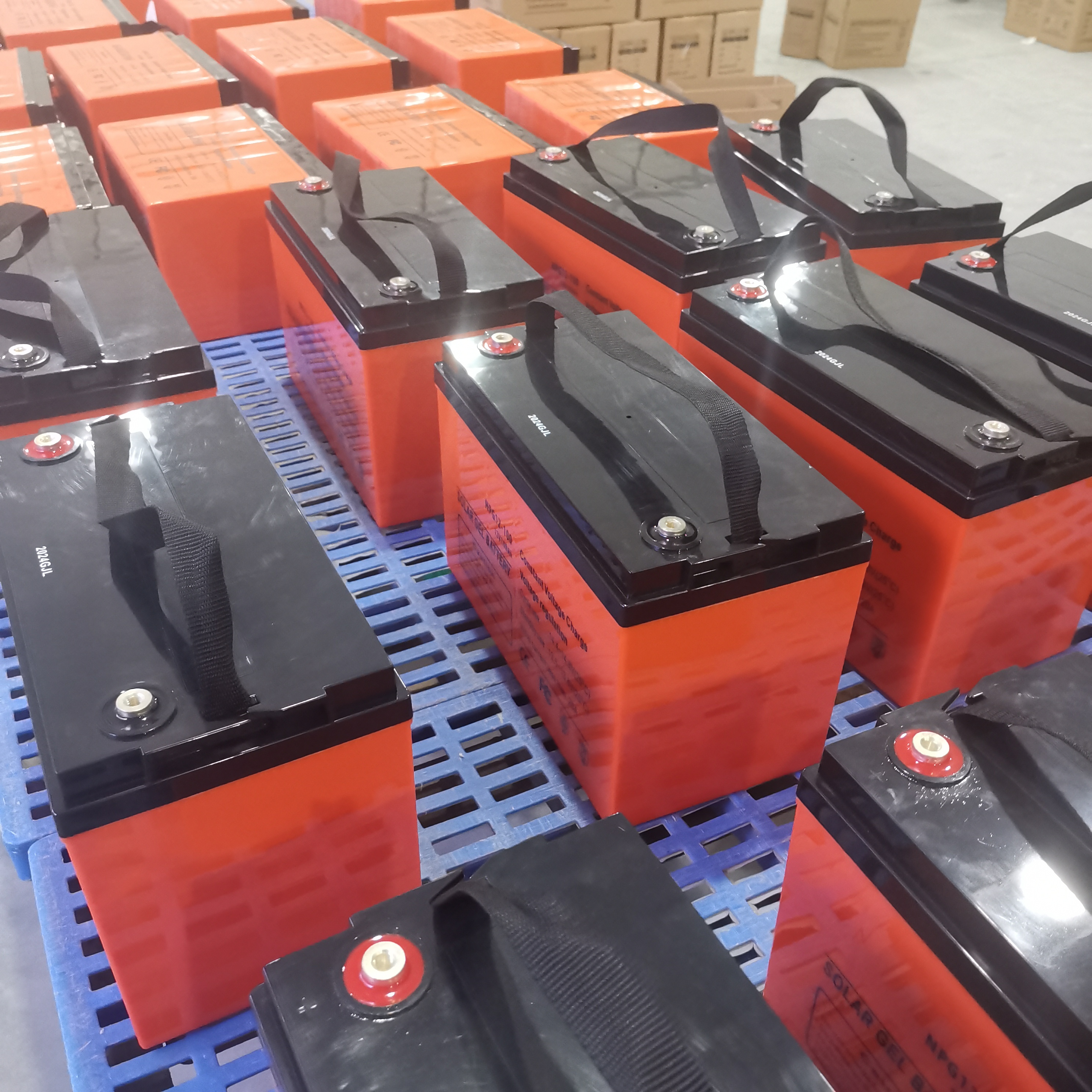 Batería de ahorro solar de alta eficiencia, batería de gel de plomo-ácido recargable de 12v100ah para fuente de alimentación doméstica