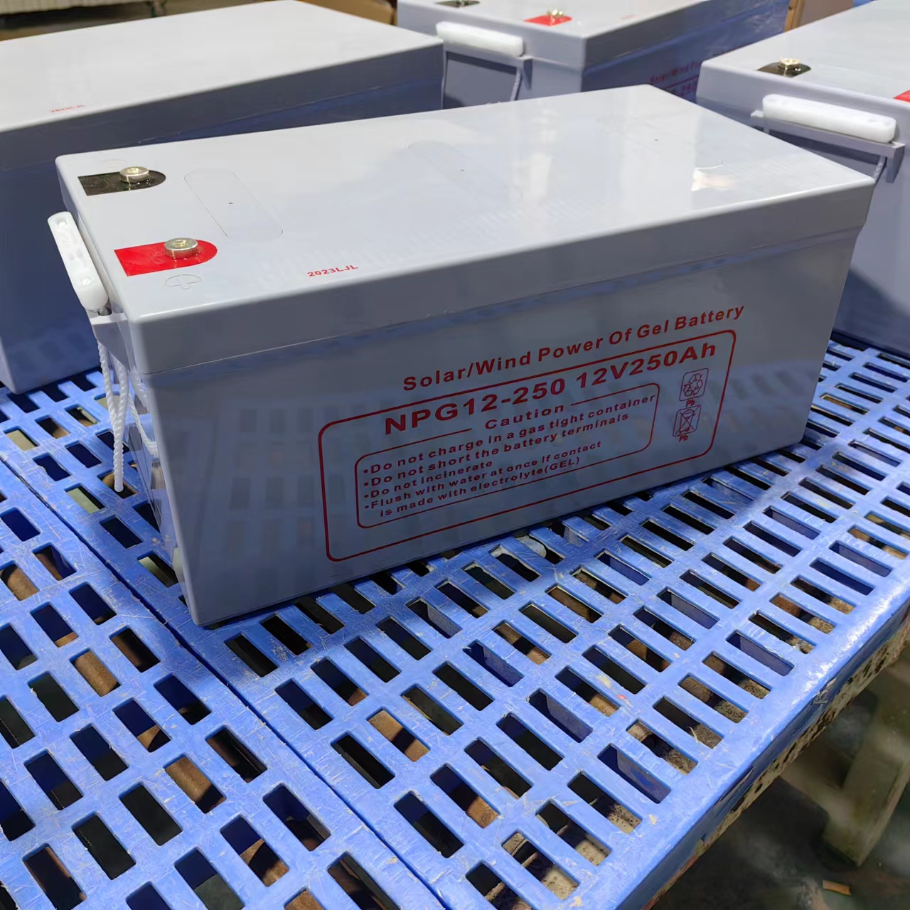 Almacenamiento de batería solar de la mejor venta del precio de la batería del GEL de 12V 250Ah con larga vida útil