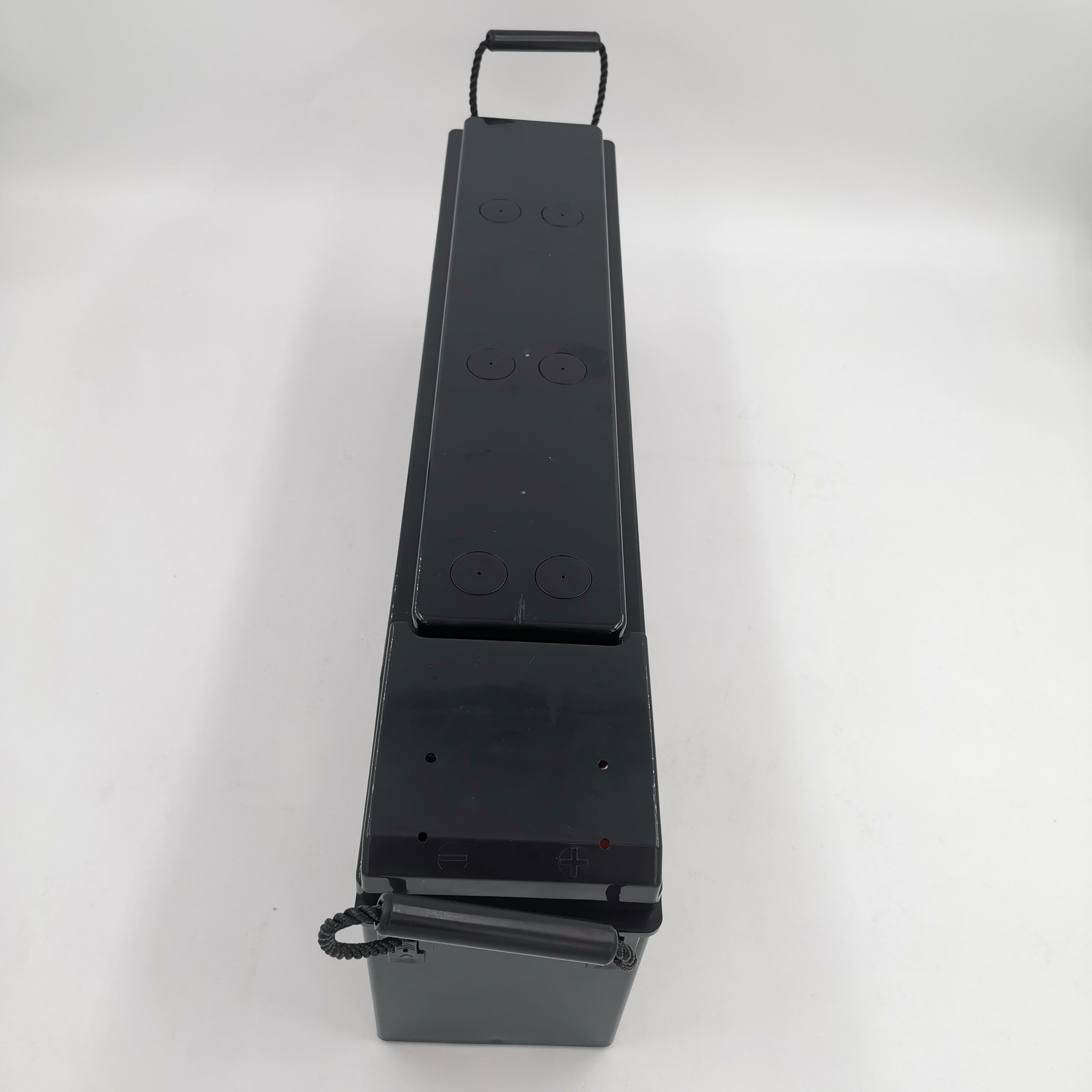 Las baterías recargables de la batería de plomo del precio bajo 12V75Ah de China afrontan la batería terminal