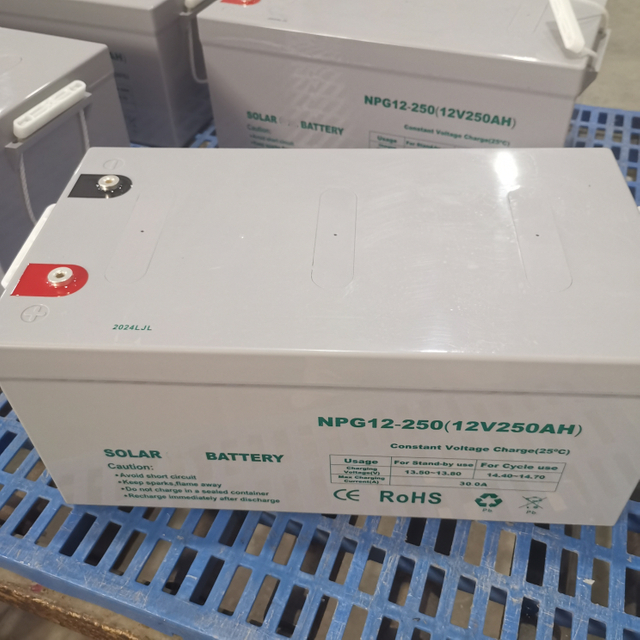 Ventas directas de fábrica de baterías solares de almacenamiento de plomo-ácido 12V250AH baterías dedicadas para equipos UPS personalización OEM