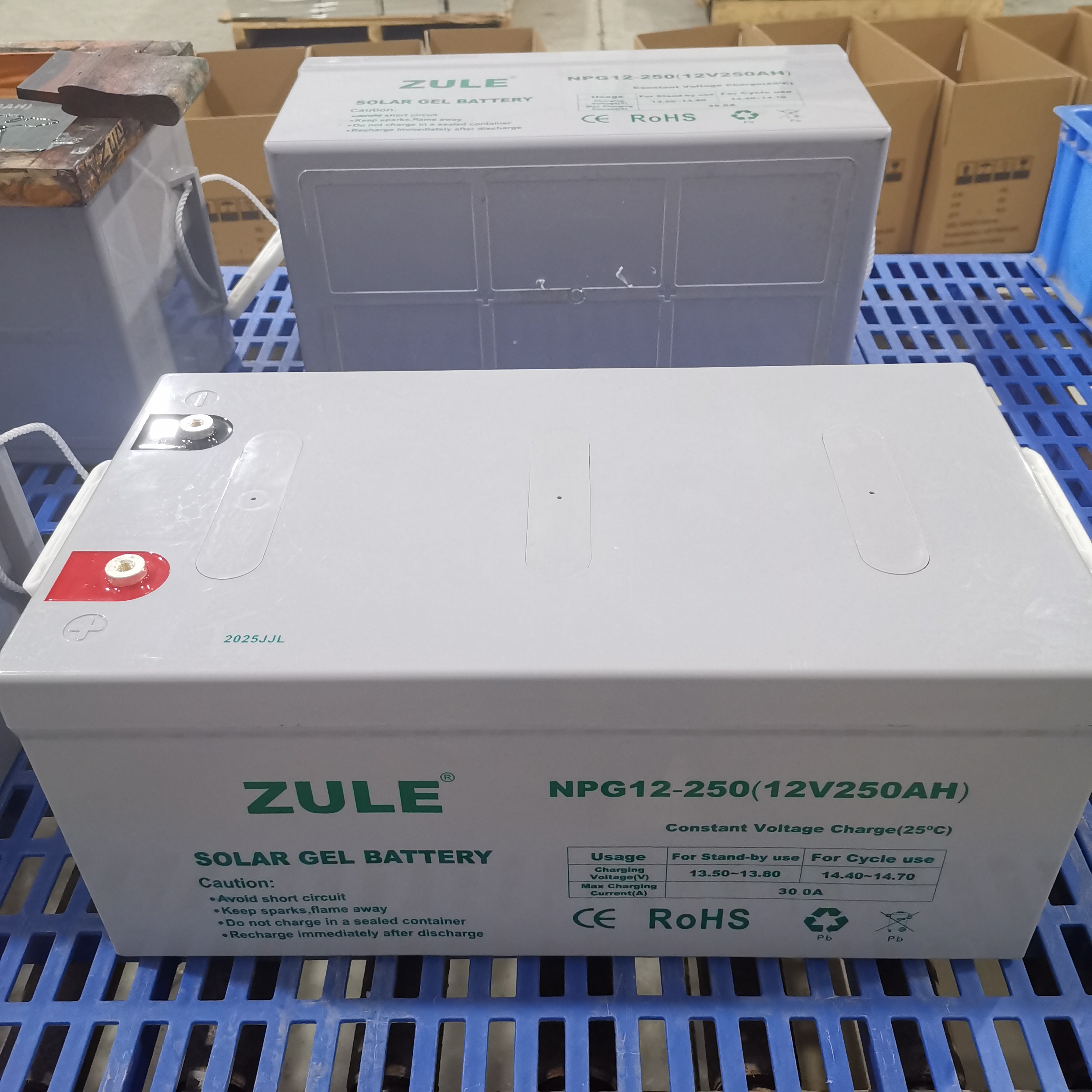 Fábrica de fuentes de baterías de gel solar, ciclo profundo de 12 V 250 AH, terminales personalizados, bienvenida OEM, certificación de exportación