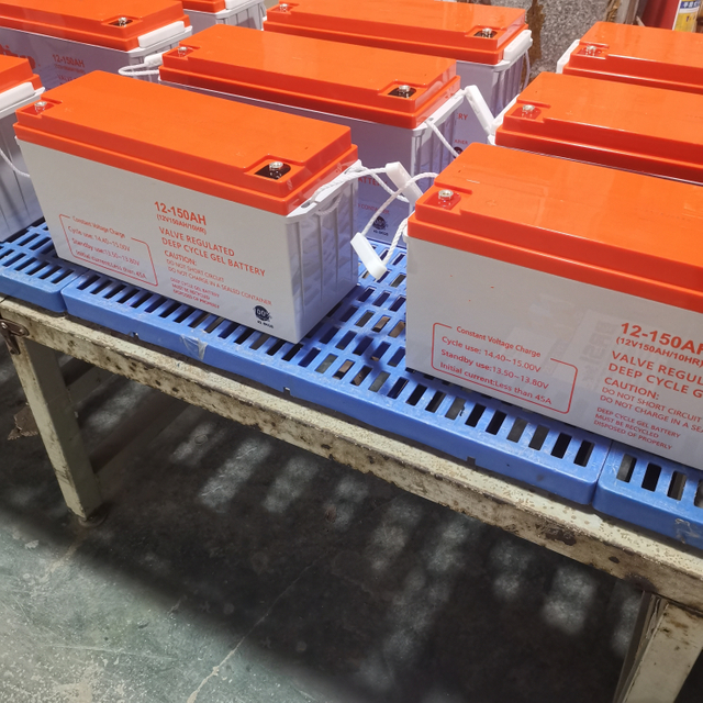 Baterías de ciclo profundo de gel solar de excelente rendimiento 12V150Ah para almacenamiento en el hogar