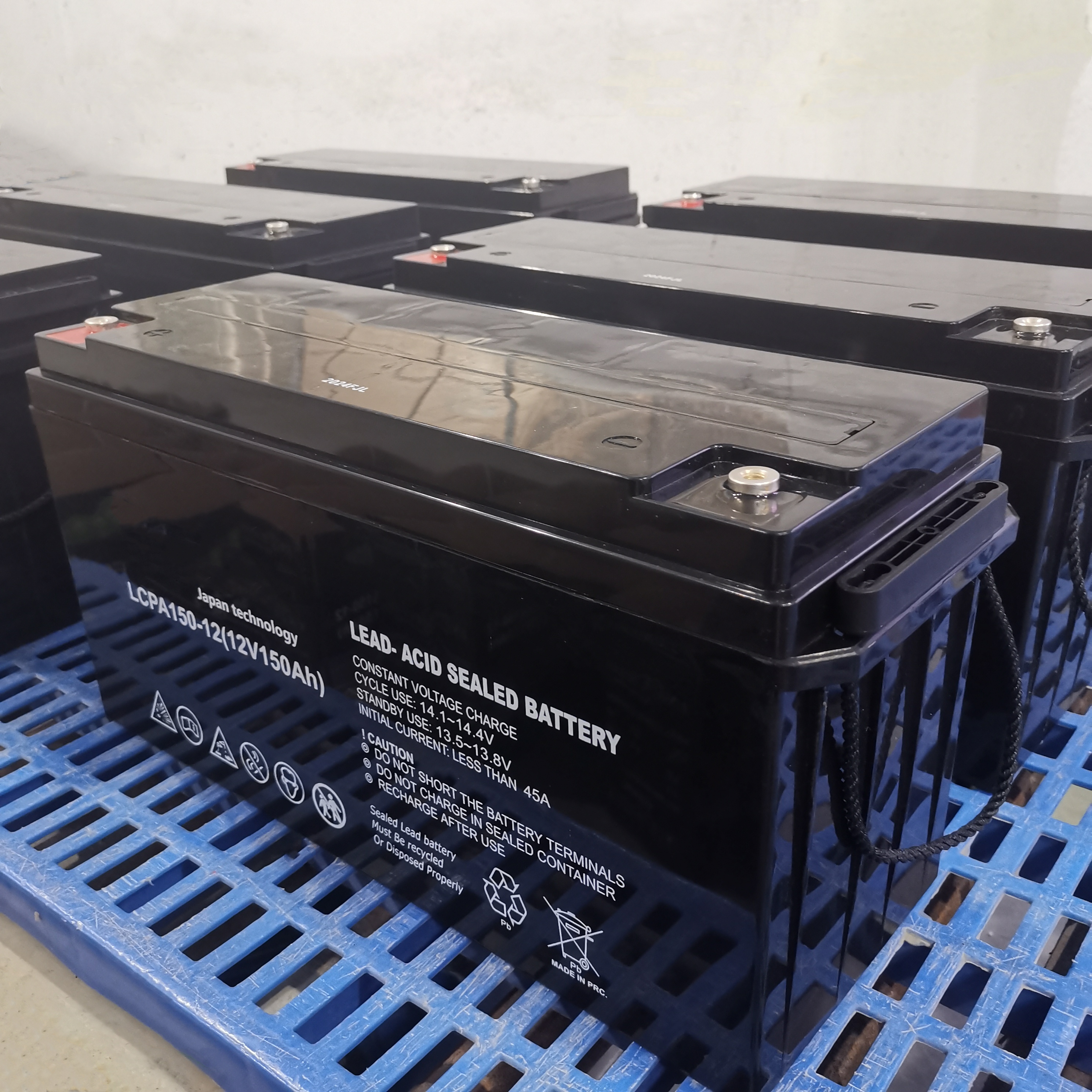 Batería AGM de alta capacidad de circulación de batería de plomo-ácido de ciclo profundo de alto estaño 12v150AH para sistema de energía solar