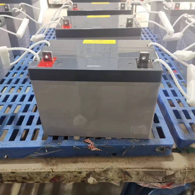 Batería de 12 voltios 60AH UPS Batería de respaldo para inversor trifásico híbrido 