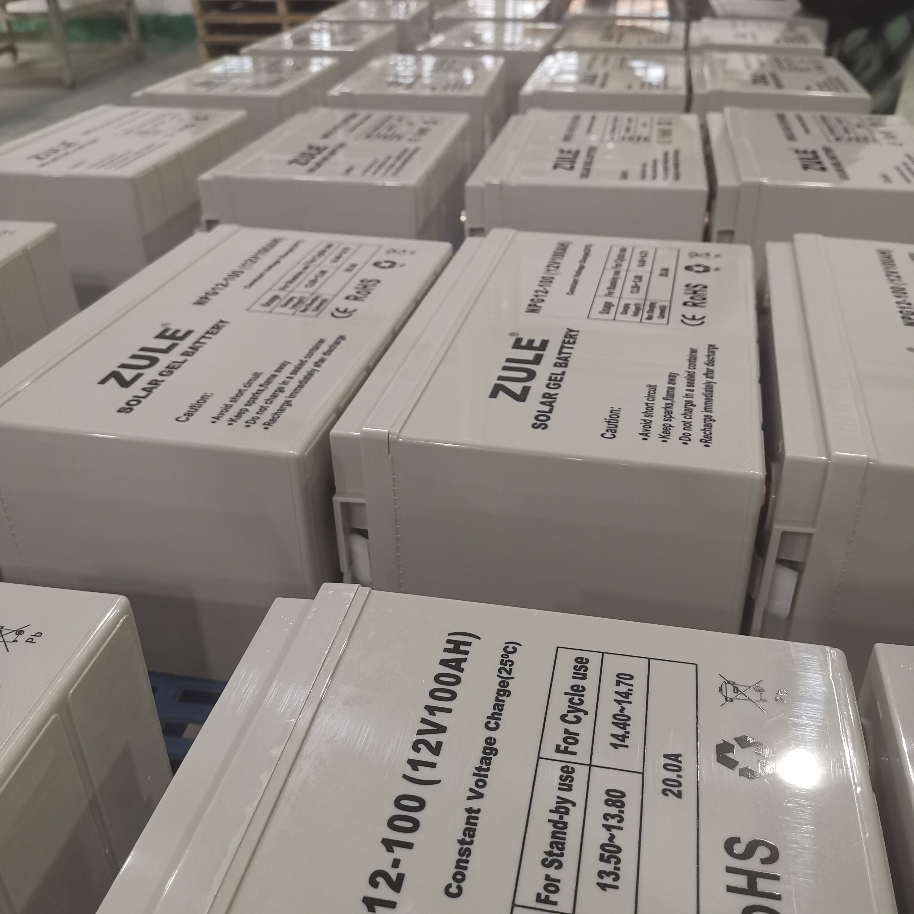 Almacenamiento comercial de baterías solares: impulsando el futuro de los negocios sostenibles
