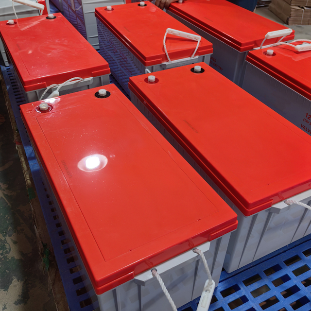 Batería solar de ciclo profundo sin mantenimiento con batería AGM de larga duración de 12v200AH para suministro de energía doméstica
