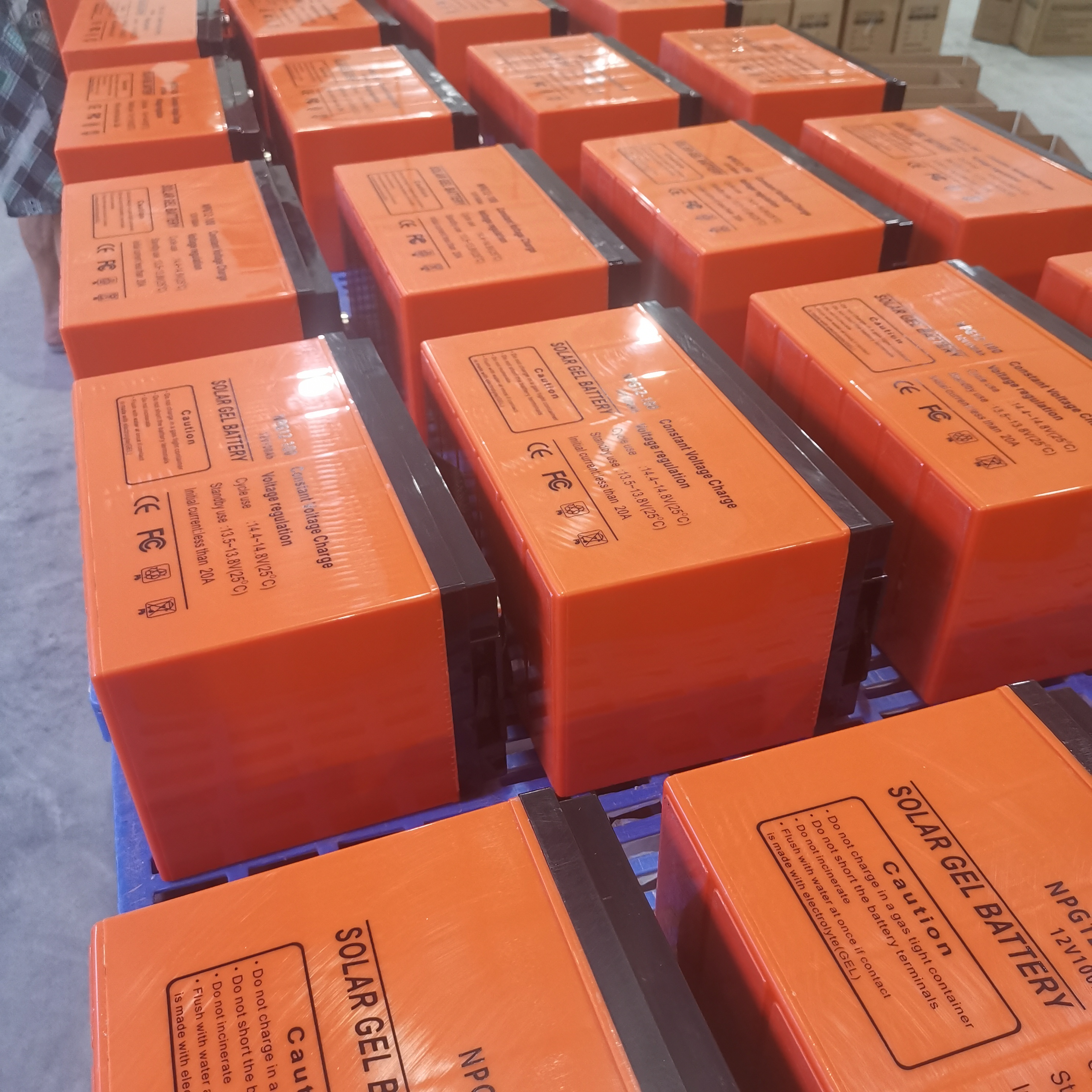 Batería de ahorro solar de alta eficiencia, batería de gel de plomo-ácido recargable de 12v100ah para fuente de alimentación doméstica