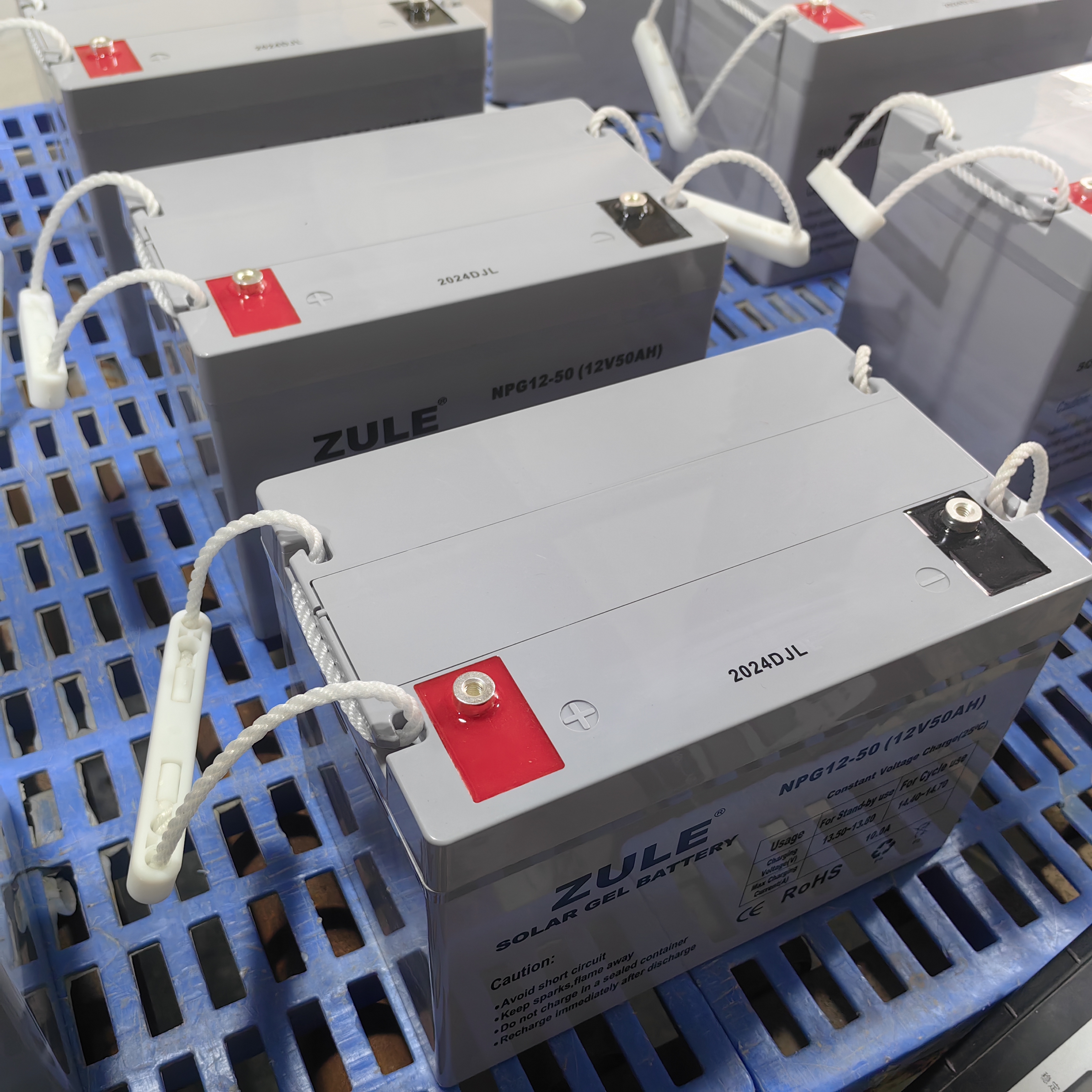 Células solares confiables de 12V50AH: la fuente de energía de respaldo perfecta, el sistema de almacenamiento de energía solar y los paneles solares