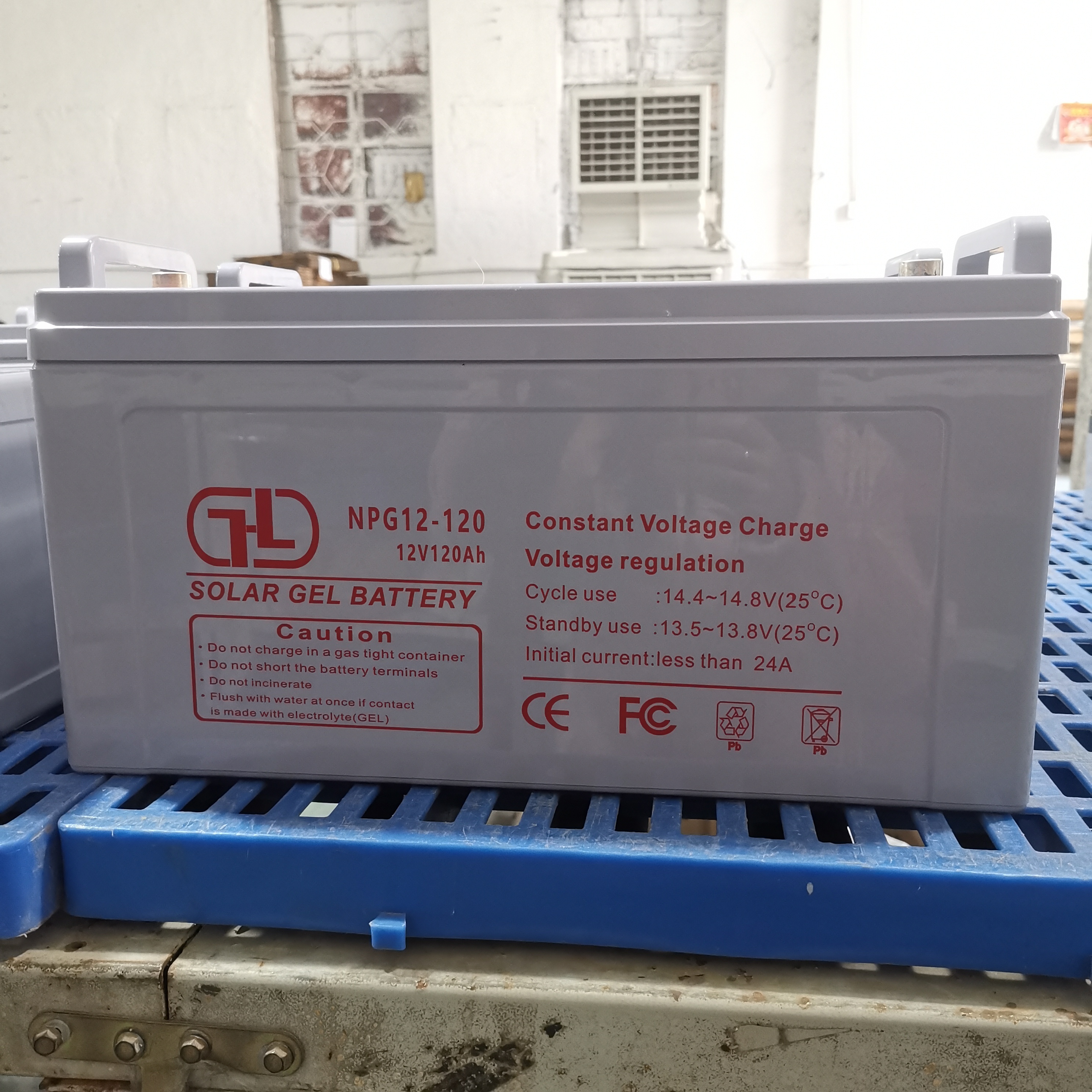 Batería de gel de energía solar de 12 voltios y 120 Ah: batería recargable de larga duración para inversores solares, caravanas y configuraciones domésticas fuera de la red