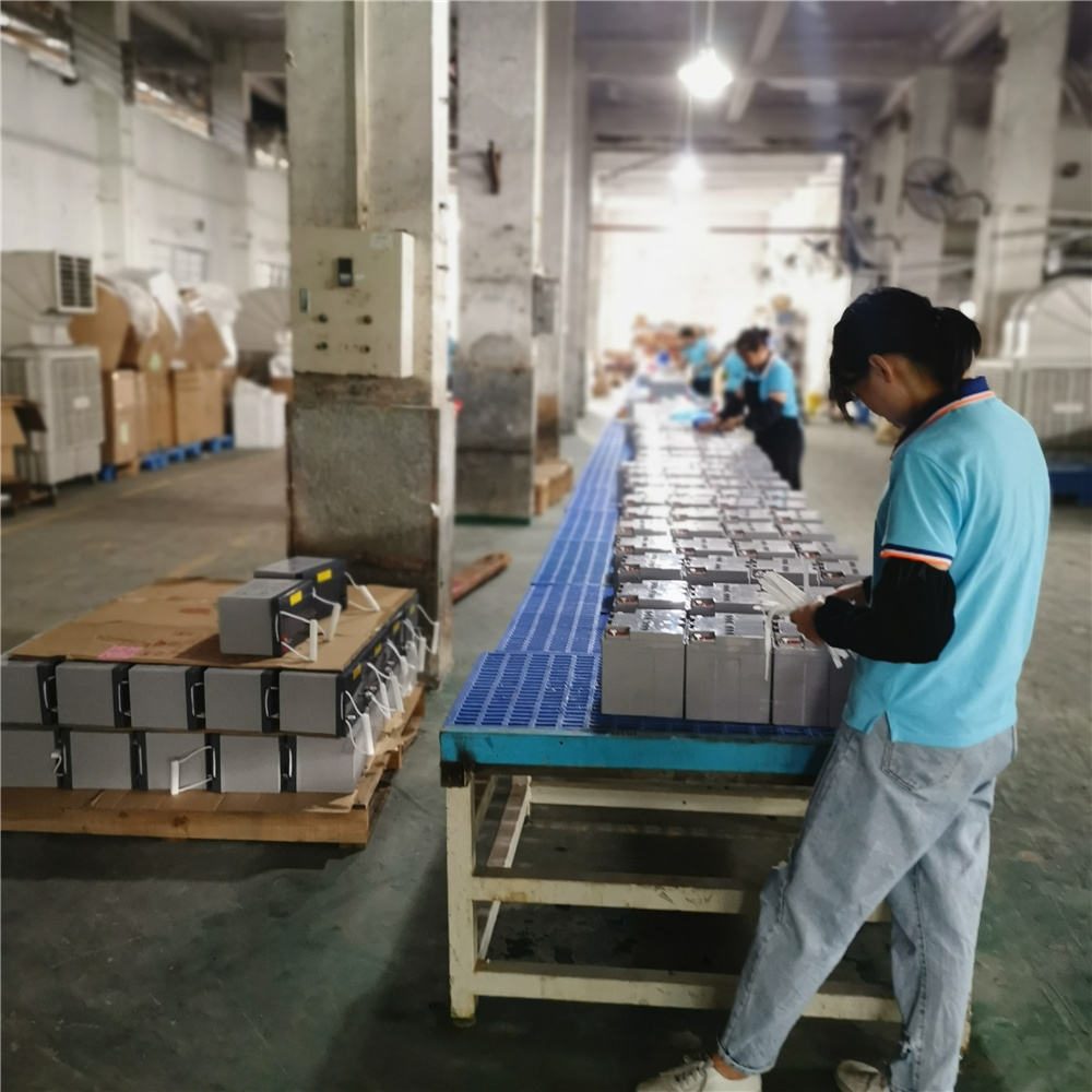 Batería de alto voltaje del hogar de la batería de la batería al aire libre de la fuente 12V26Ah de la fábrica