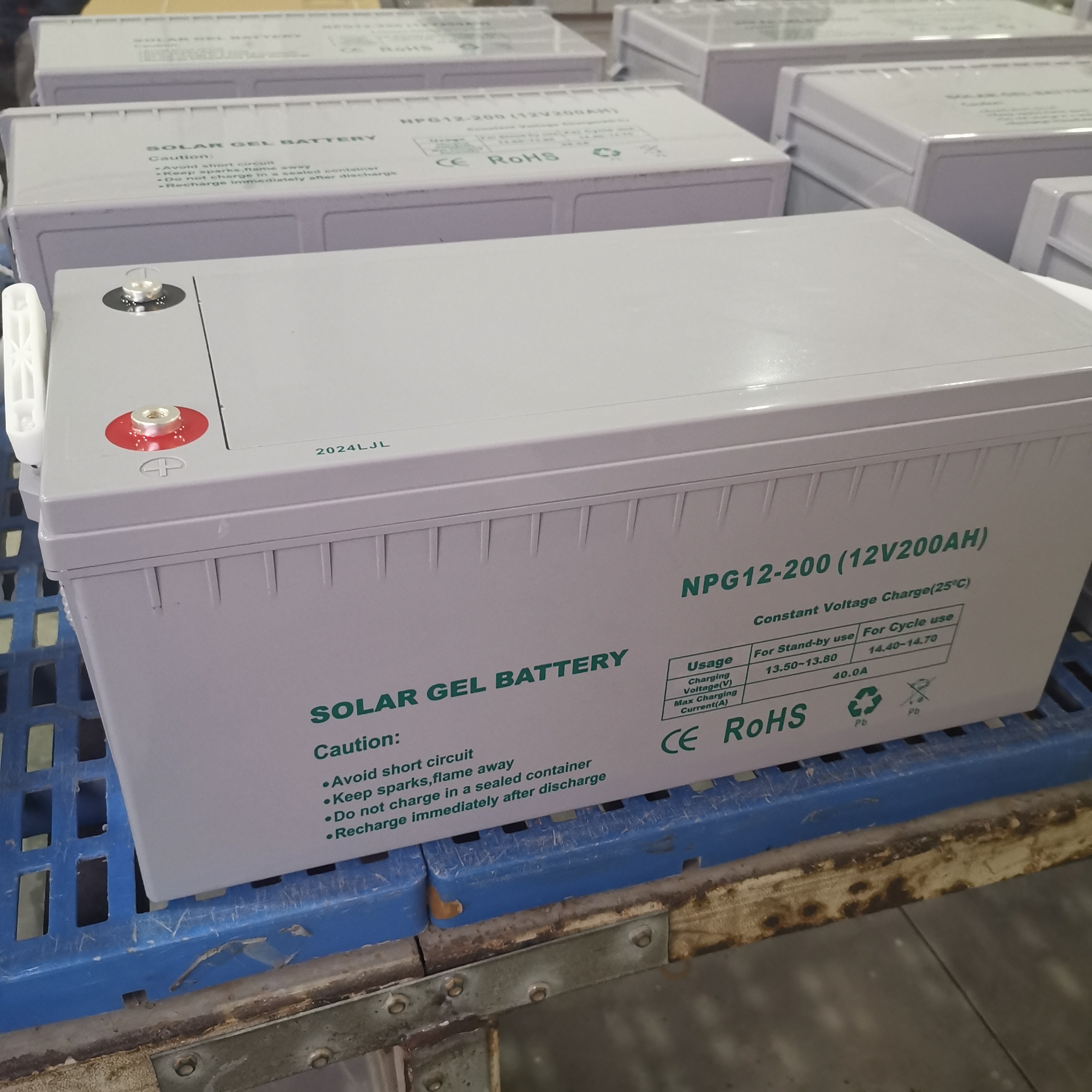 Batería de gel solar fotovoltaica 12v200AH El sistema solar suministra baterías de almacenamiento de energía Fuente de alimentación doméstica