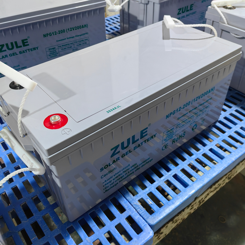 La batería solar de plomo-ácido tiene una larga vida útil de 3000 ciclos, batería de almacenamiento de energía doméstica recargable de 12V200ah