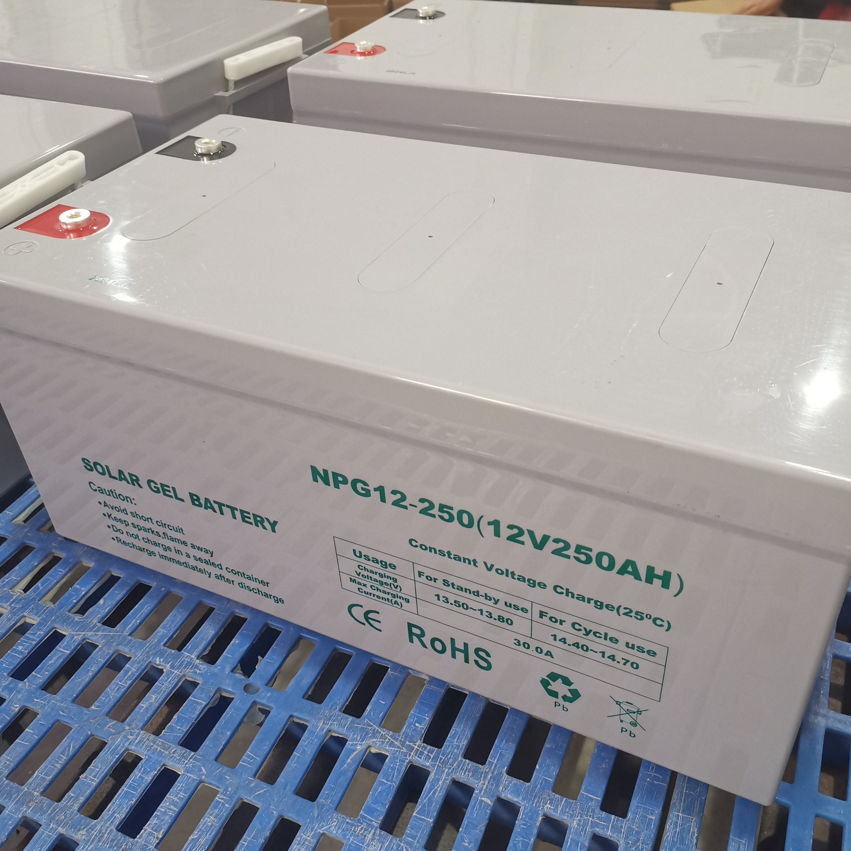 Batería de almacenamiento de energía de gel sellada de alta seguridad 12v250AH con protección contra fugas y explosiones para respaldo de salas de TI